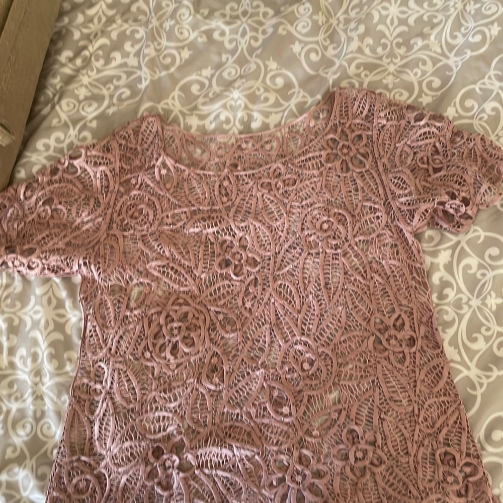 Super cool y2k light pink patterned top with Rhinestones